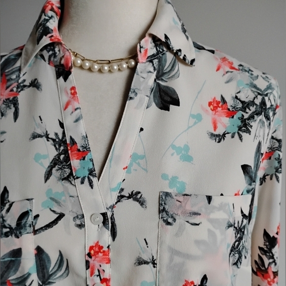 Talbots Nantucket Floral Crepe Button Up Blouse Turquoise Floral Size Lg Petite - Picture 3 of 15